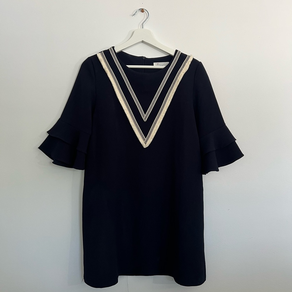 Chic Navy Mini Dress with Ruffle Sleeves